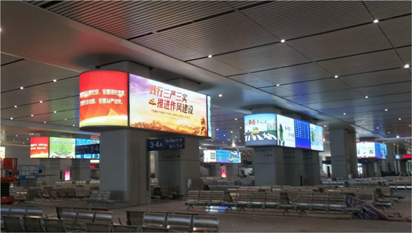 佛山西高铁站灯箱广告价格
