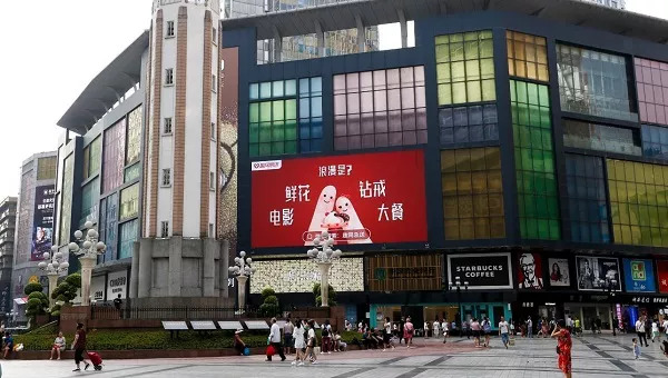 户外楼宇LED大屏广告如何投放才能更吸引人?