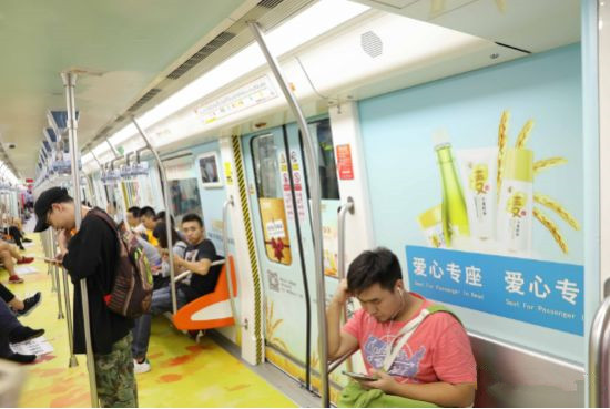 袋鼠妈妈--杭州地铁广告投放案例