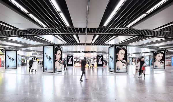 美妆南京地铁广告