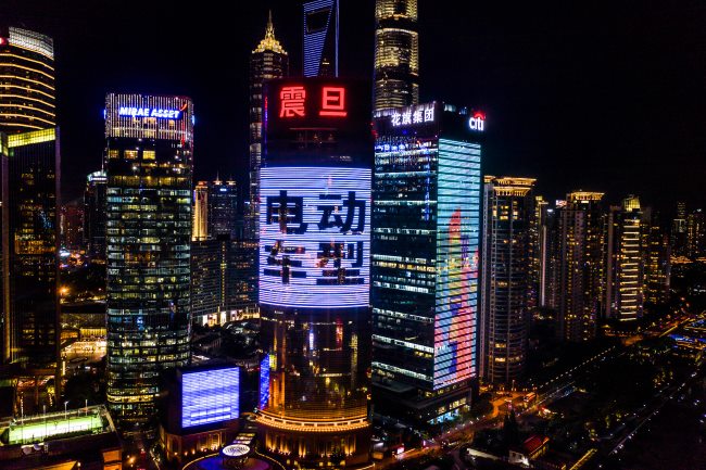 如何利用城市地标广告实现品牌传播最大化