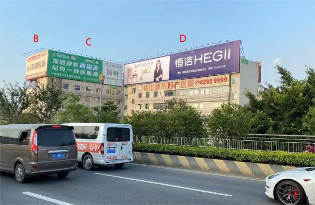 佛山大桥楼顶大牌广告：城北门户的流量高地优势
