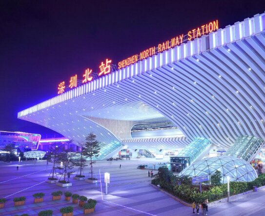 五一黄金周期间 深圳北高铁站厅广告怎么选择?