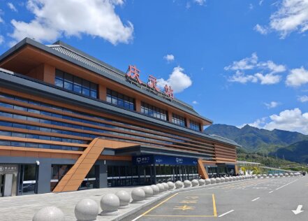 庆元高铁站广告-庆元站广告投放价格-庆元高铁广告公司