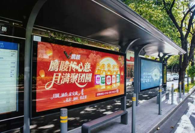 佛山公交候车亭灯箱广告