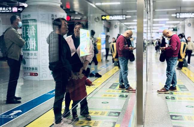 第一户外传媒-昆明地铁语音广告