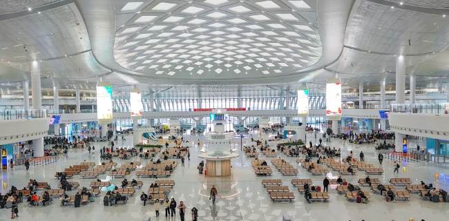 上海松江站 LED 大屏：长三角新枢纽的核心传播载体