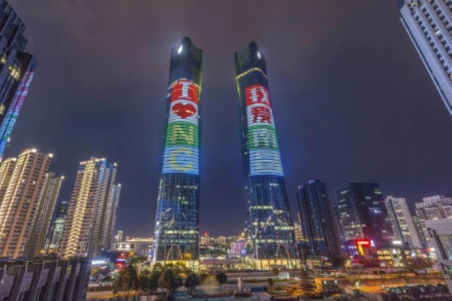 从滕王阁到双子塔：南昌一江两岸灯光秀的黄金点位