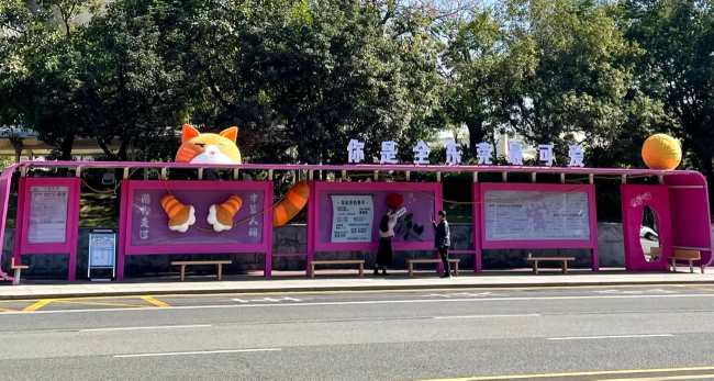 第一户外传媒-东莞公交候车亭广告